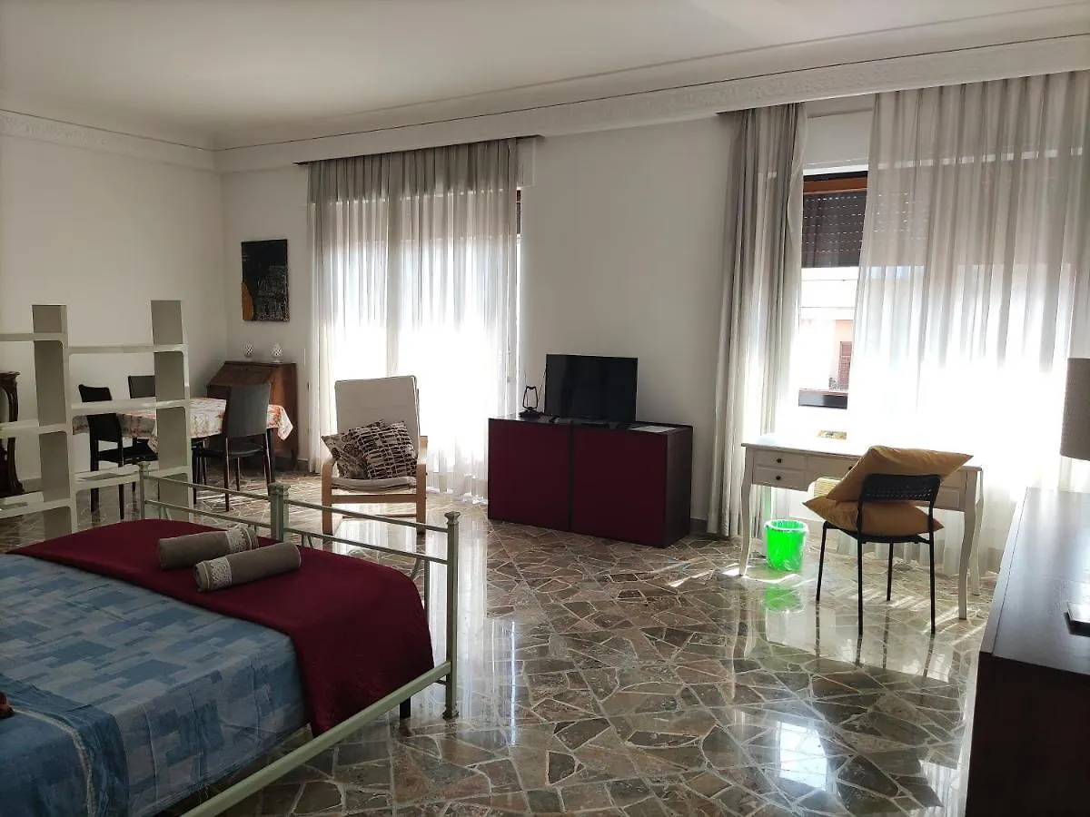 *** Affittacamere Stellium Hotel Palermo Italia